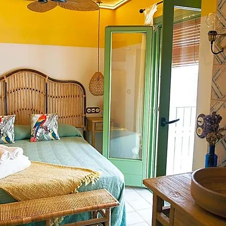Hotel Joanna - Castillo De *